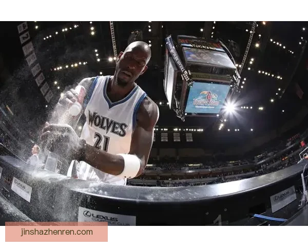 森林狼正式宣布加内特重返标靶中心并将于26至27赛季退役传奇21号球衣